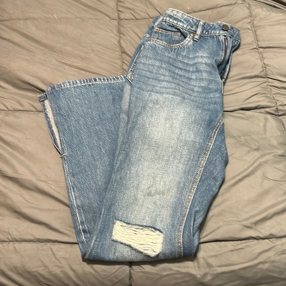 New never worn or tried on jeans